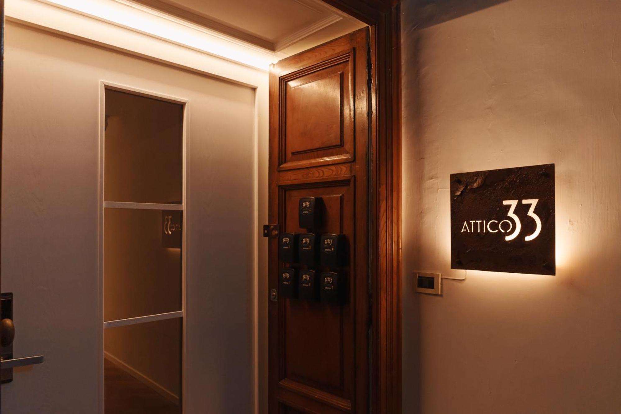 Attico33 Hotel Napoli Bagian luar foto